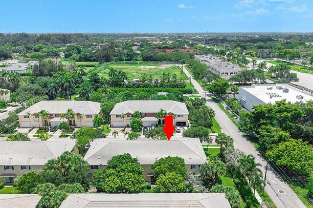 7783 Deercreek Court, Davie, FL 33328