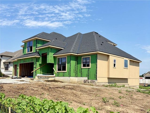 15292 W 161st Terrace, Olathe, KS 66062