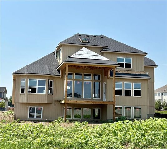 15292 W 161st Terrace, Olathe, KS 66062