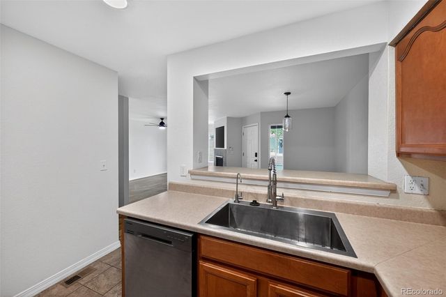 2501 Cutters Circle 102, Castle Rock, CO 80108