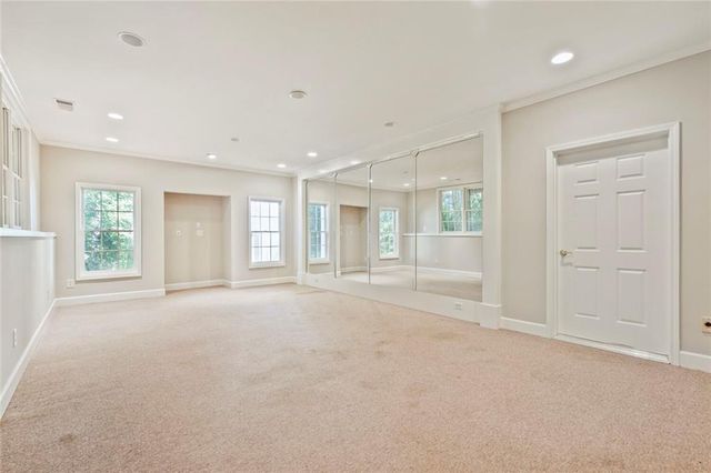 1363 Fallsbrook Way NW, Acworth, GA 30101