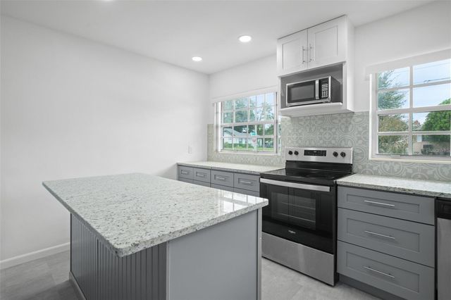 1017 N THORTON AVENUE, Orlando, FL 32803
