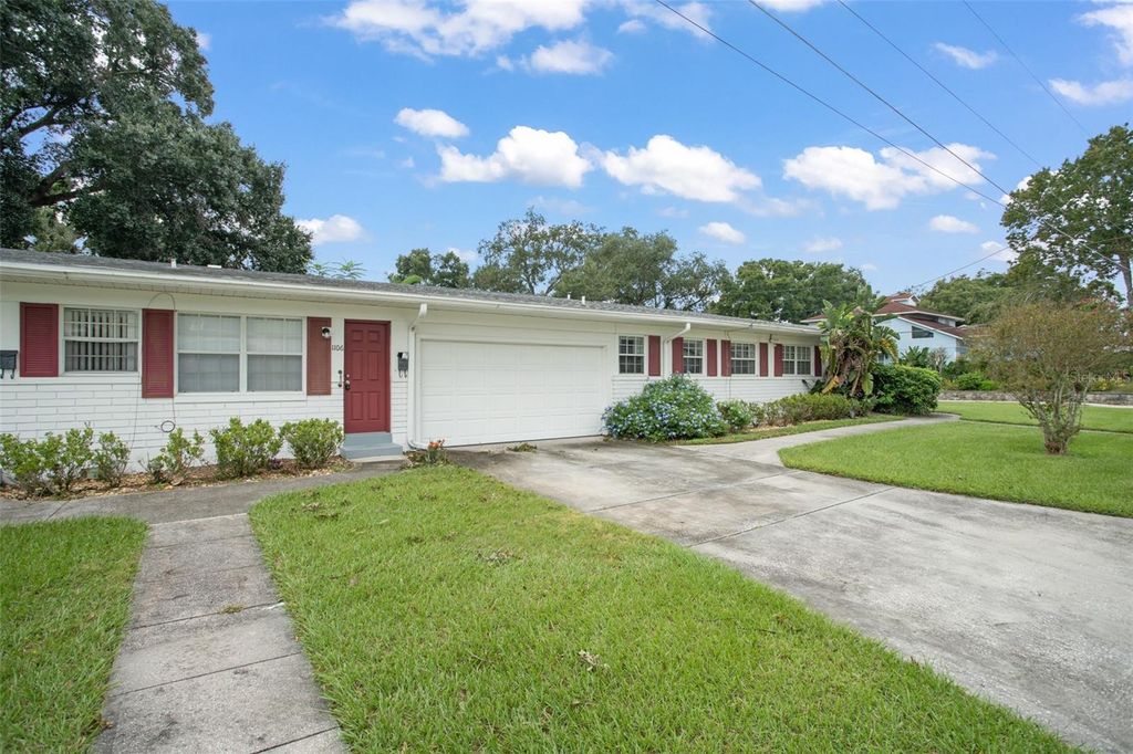 Image 2 of property listing at 1017 N THORNTON AVENUE, Orlando, FL 32803
