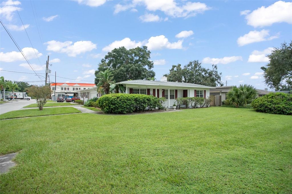 Image 51 of property listing at 1017 N THORNTON AVENUE, Orlando, FL 32803