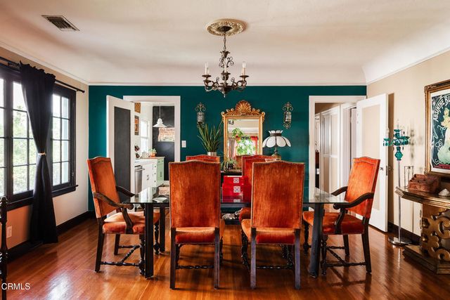 1266 N Flores Street, West Hollywood, CA 90069