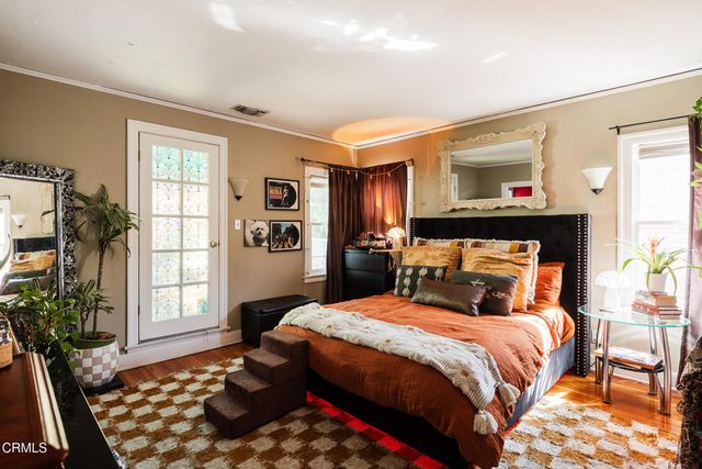 1266 N Flores Street, West Hollywood, CA 90069