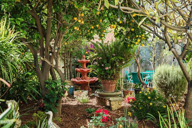 1266 N Flores Street, West Hollywood, CA 90069