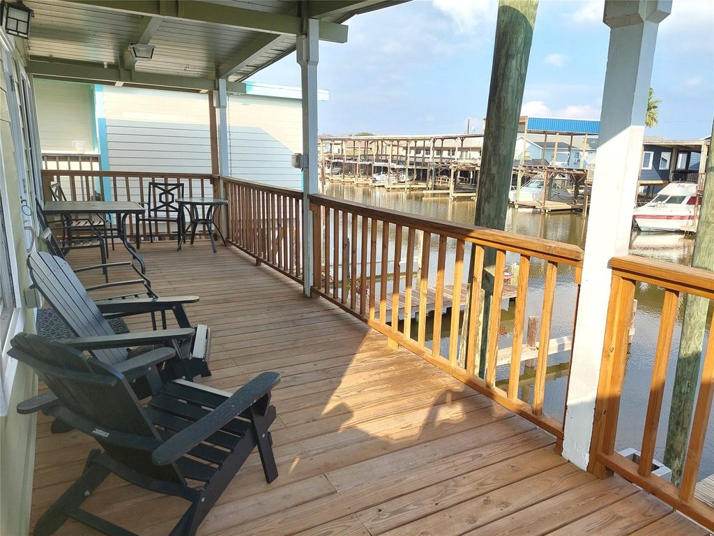 310 Marine Way, Freeport, TX 77541
