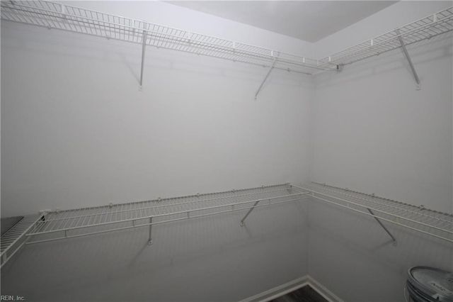 210 Primrose LN, Chesapeake, VA 23320