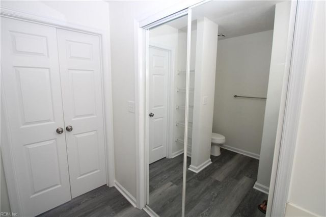 210 Primrose LN, Chesapeake, VA 23320