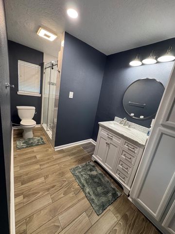 211 Staples Drive, Baytown, TX 77523