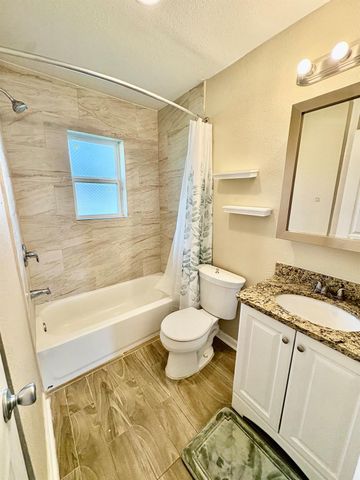 211 Staples Drive, Baytown, TX 77523