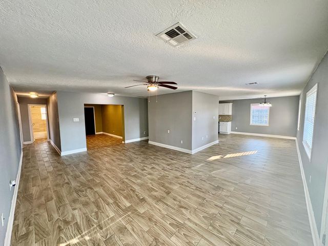 211 Staples Drive, Baytown, TX 77523