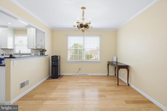 306 LAUREL OAK LN, Lancaster, PA 17602