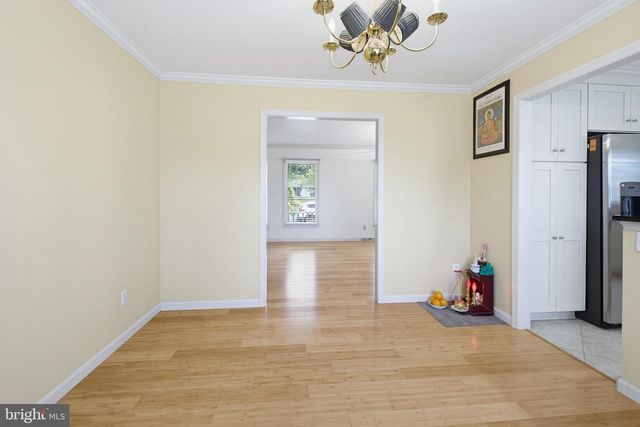 306 LAUREL OAK LN, Lancaster, PA 17602