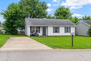 408 Eddy St, Oak Grove, KY 42262