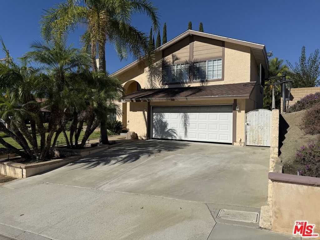 910 S Peary Way, Anaheim, CA 92807 — exterior