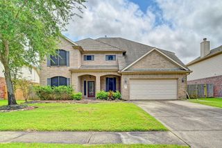 1752 Cypress Meadows Drive, Dickinson, TX 77539