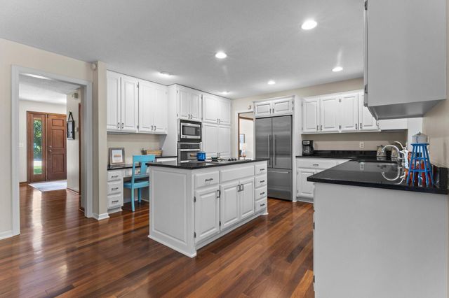 15640 Juniper Ridge Drive NW, Ramsey, MN 55303