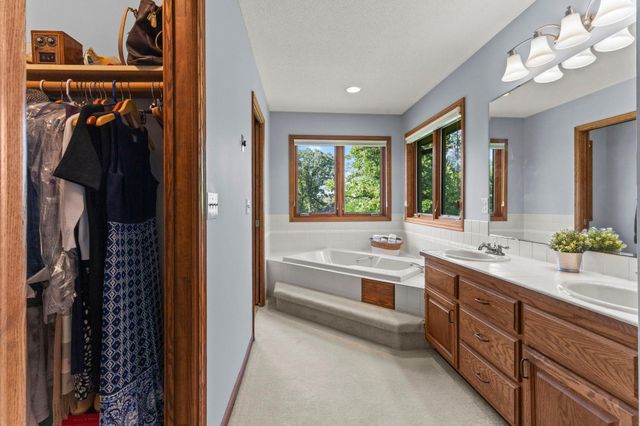 15640 Juniper Ridge Drive NW, Ramsey, MN 55303