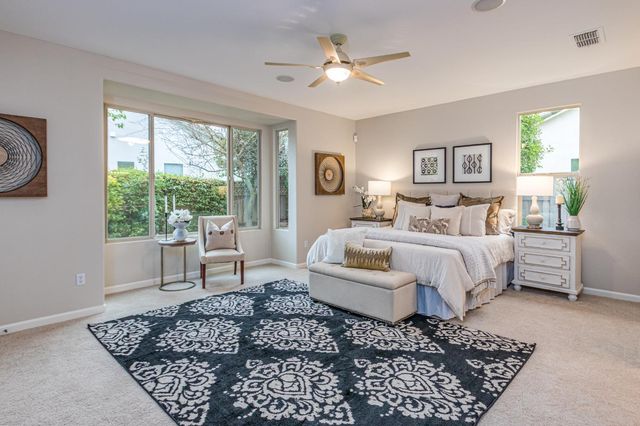 978 Gold Nugget Cir, Lincoln, CA 95648