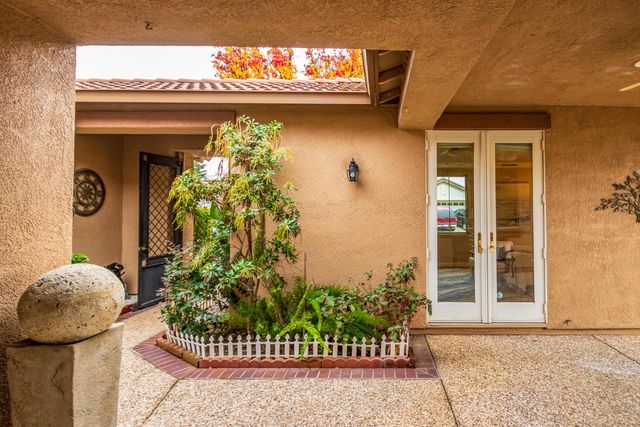 978 Gold Nugget Cir, Lincoln, CA 95648