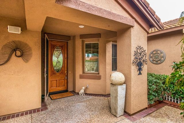 978 Gold Nugget Cir, Lincoln, CA 95648