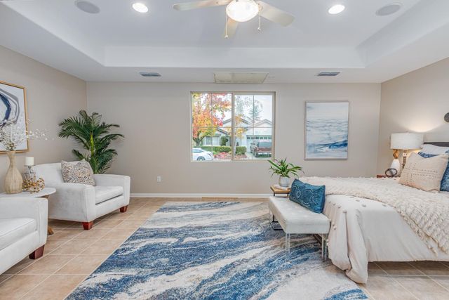 978 Gold Nugget Cir, Lincoln, CA 95648