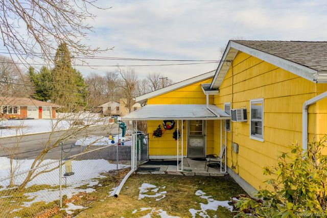 16 Overlook Drive, Newburgh, NY 12550