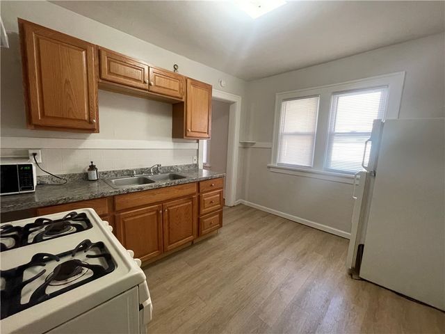 42 Nye Park, Rochester, NY 14621