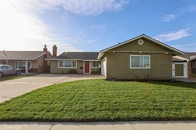 15931 Puritan, Huntington Beach, CA 92647