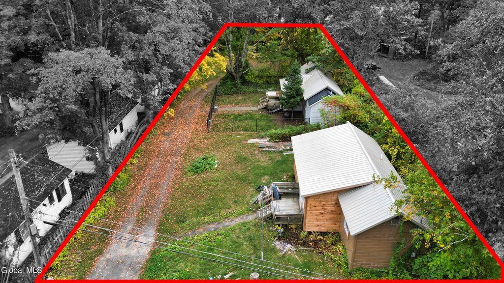 51 Caldwell Avenue, Lake George, NY 12845