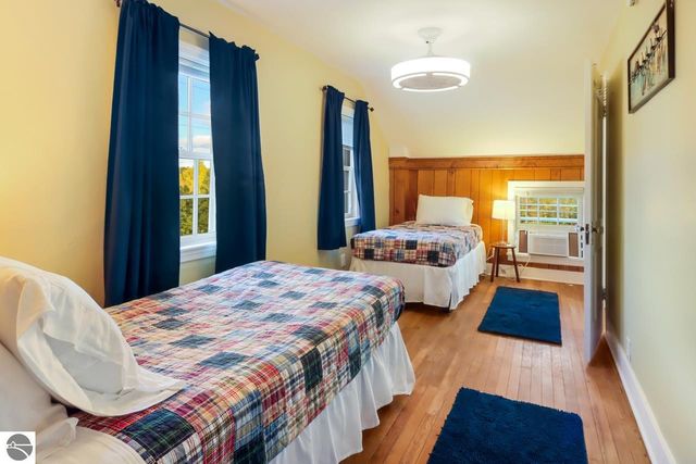 8491 US-31 N, Williamsburg, MI 49690