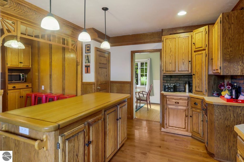 Image 2 of property listing at 8491 US-31 N, Williamsburg, MI 49690