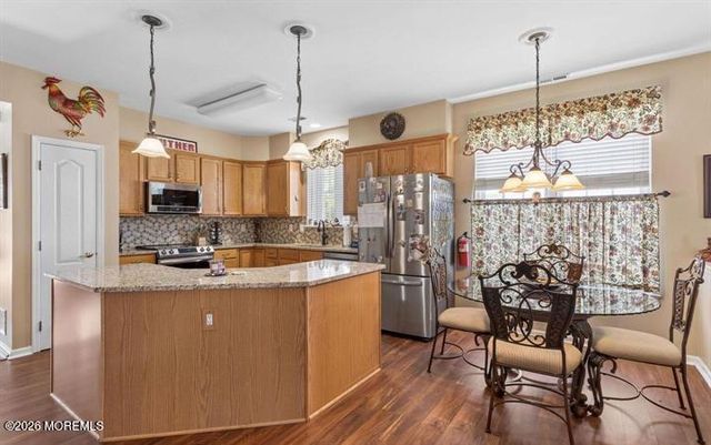 3 Impatiens Court, Marlton, NJ 08053