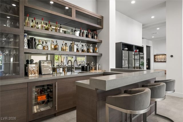 88 Innisbrook Avenue, Las Vegas, NV 89113