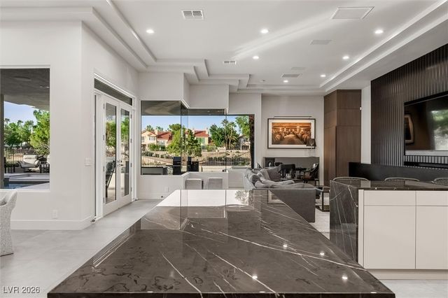 88 Innisbrook Avenue, Las Vegas, NV 89113