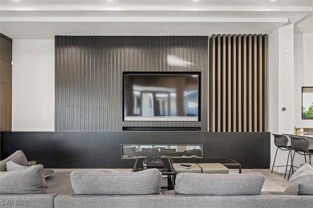 88 Innisbrook Avenue, Las Vegas, NV 89113