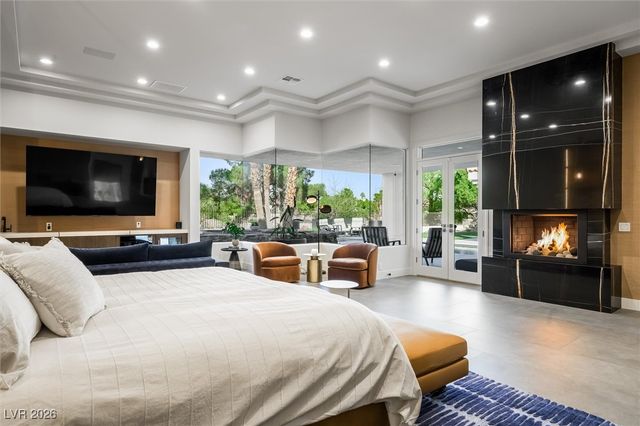 88 Innisbrook Avenue, Las Vegas, NV 89113