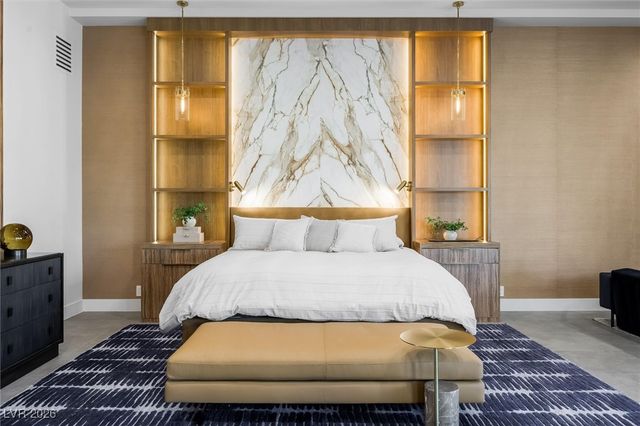 88 Innisbrook Avenue, Las Vegas, NV 89113