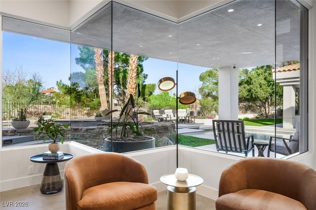 88 Innisbrook Avenue, Las Vegas, NV 89113