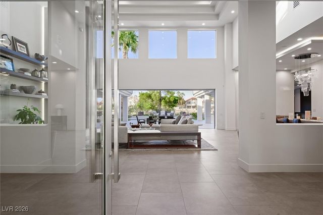 88 Innisbrook Avenue, Las Vegas, NV 89113