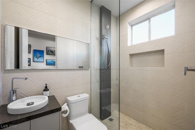 88 Innisbrook Avenue, Las Vegas, NV 89113