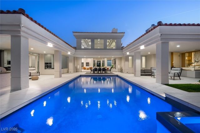 88 Innisbrook Avenue, Las Vegas, NV 89113