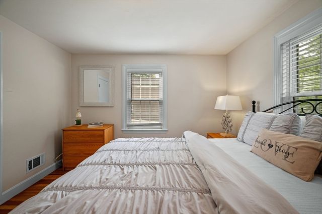 24 Shortell Ave, Beverly, MA 01915