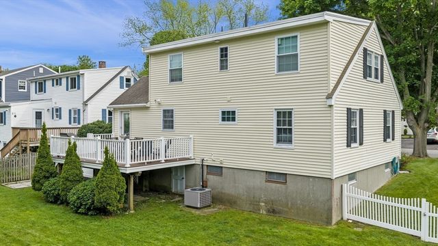 24 Shortell Ave, Beverly, MA 01915
