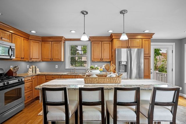 24 Shortell Ave, Beverly, MA 01915