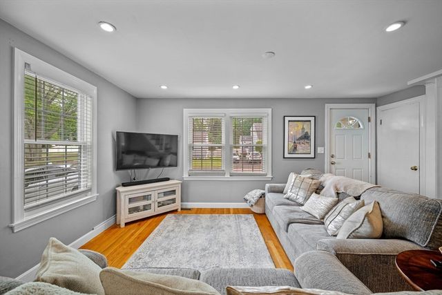 24 Shortell Ave, Beverly, MA 01915