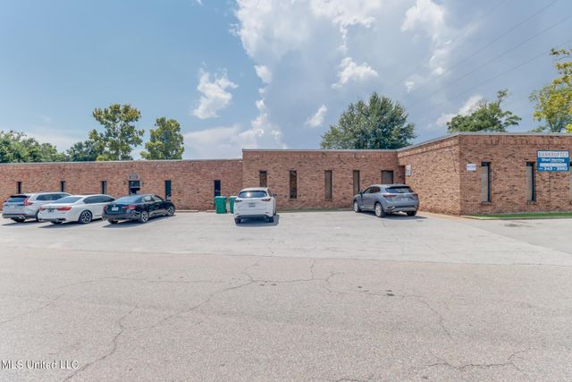 549 E Pass Road, Gulfport, MS 39507