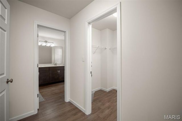 2714 Winding Valley Drive, Fenton, MO 63026
